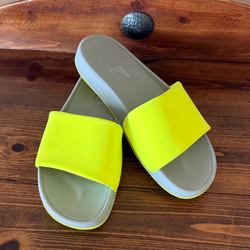 Lululemon Unisex Restful Slides Neon Men’s Sz 7